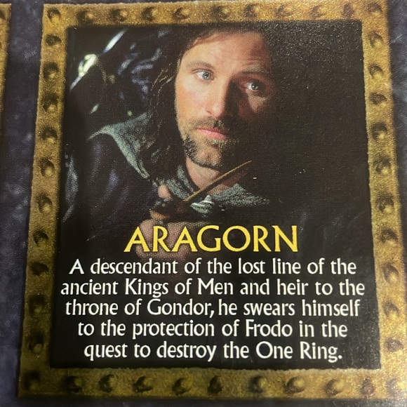 The Lord of the Rings PEZ Collectible - Aragorn (Green & Brown) #D3 1117930 - Picture 3 of 17